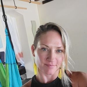 Meet your Posher, Christy